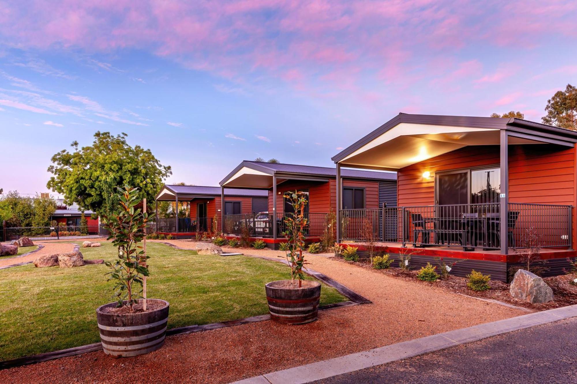 Big4 Albury Tourist Park Hotel Buitenkant foto