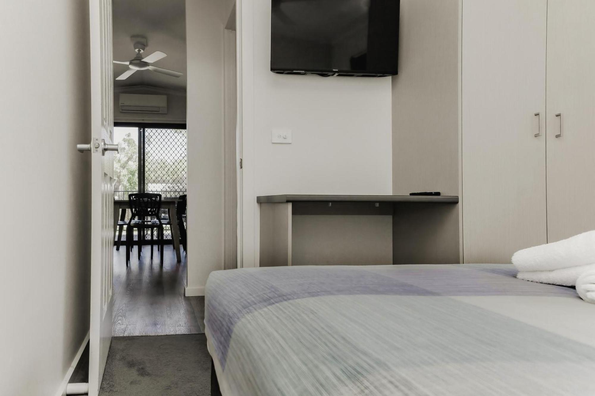 Big4 Albury Tourist Park Hotel Buitenkant foto